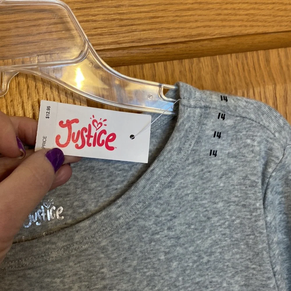 Justice girls gray t- shirt with lace trim